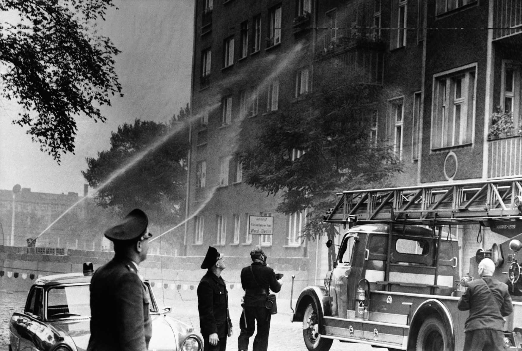 1961: Berlin Wall